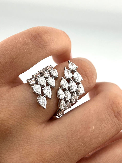 Pear Cuts Diamonds Ring