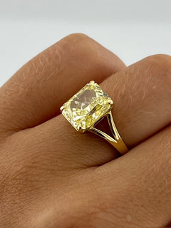 Ring With Fancy Intense Yellow