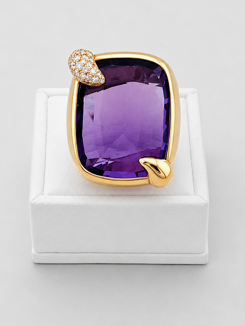 Pomellato Ring With Amethyst