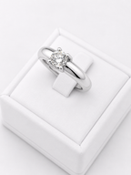 Cartier Solitarie Ring