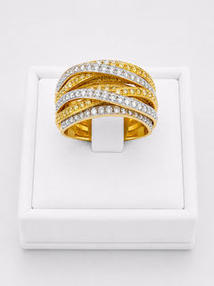 Multilines Fancy And White Diamonds Ring
