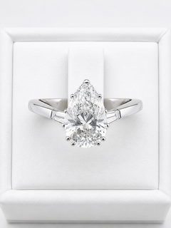 Ring pear cut