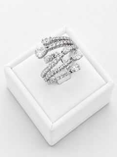 Multilines With Ending Pear Cut Ring