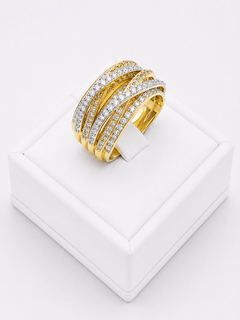 Multilines Fancy And White Diamonds Ring