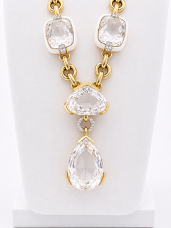 Necklace In Yellow Gold Diamonds And Cristal