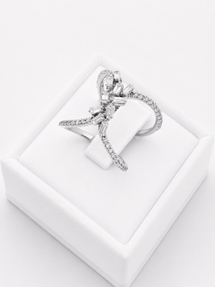 Diamonds Ring