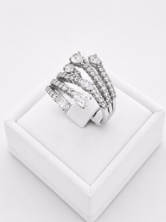 Multilines With Ending Pear Cut Ring