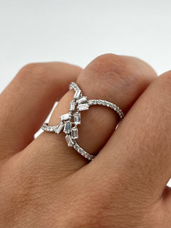 Diamonds Ring