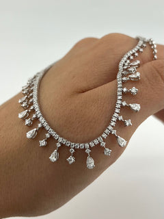 Necklace With Diamonds Pendents