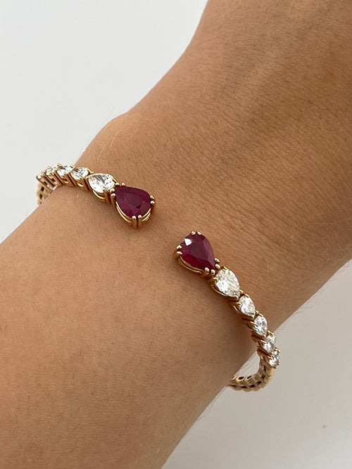 Bracelet With Diamonds And Rubys
