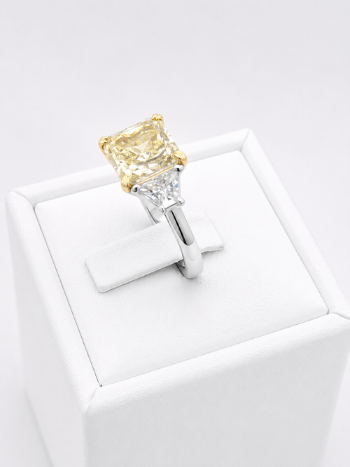 Bulgari Ring Radiant Yellow Diamond