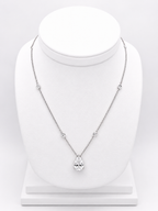 Necklace pear diamond
