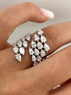 Pear Cuts Diamonds Ring