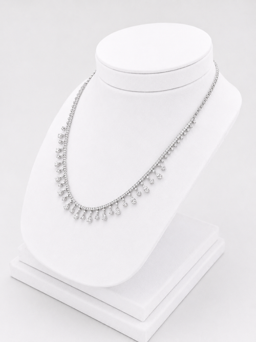 Necklace With Diamonds Pendents