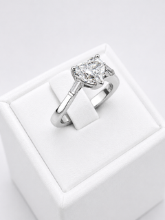 Ring Heart cut