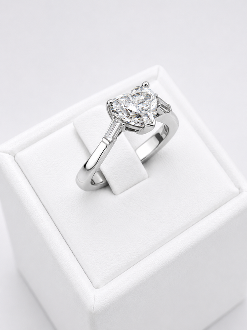 Ring Heart cut