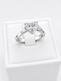 Ring Heart cut
