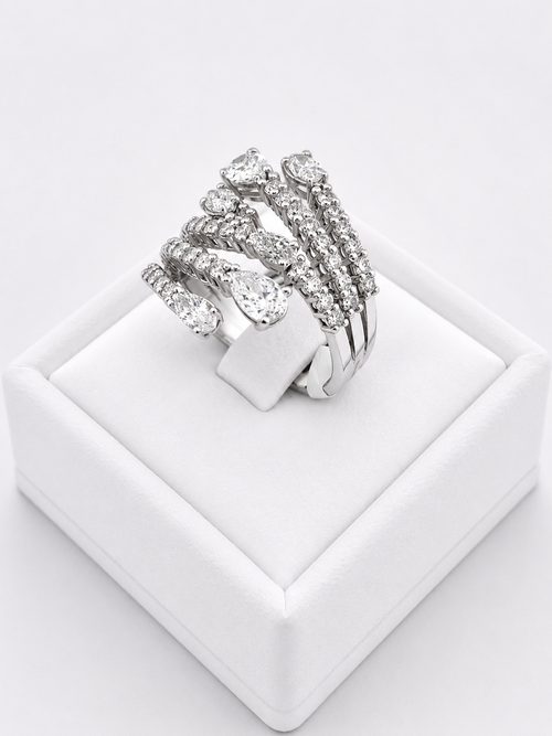 Multilines With Ending Pear Cut Ring
