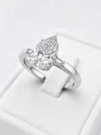 Ring pear cut