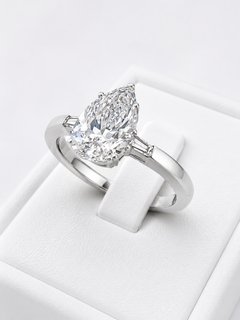Ring pear cut