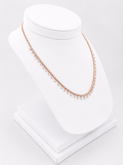 Necklace Whit Round Diamonds