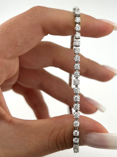 Tennis Bracelet With Out The Closer