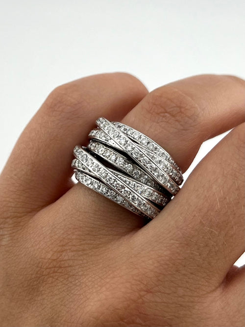 Multilines Diamonds Ring